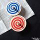 Bleu Rouge Toupies avec Spirale Jouet en Bois Jeux Enfant Acheter Cadeau Original Noel Anniversaire Collection Toupie Shop