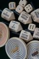 Quelles sont les regles du jeu de la toupie Hanoucca jouets en bois Fete Hanouka tradition juive jeux Toupie Shop Collection