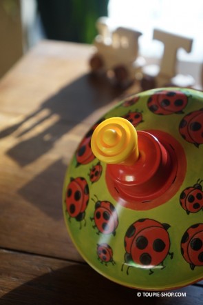Coccinelle Toupie en Metal Petit Modele Carrousel Jouet ancien jeux Toupie Shop Cadeau Enfant 1 an Anniversaire