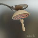 Toupie avec aimant, un jouet en bois artisanal & un magnet original !