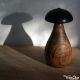 Toupie Bolet champignon jeux en bois chene noirci ebonisation artisanat objet deco fabrique en France Toupie Shop