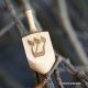 pourquoi jouer dreidel toupie juive fete hanoucca signification jeux en bois traditionnel fabrique en France