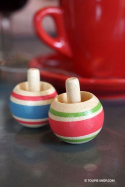 Quels jeux choisir fete anniversaire cadeau pour enfant toupie magique acheter jouet en bois pas cher jeu original