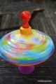 Jeux paix et amour grande toupie en metal acheter jouet eveil bebe cadeau anniversaire enfant 1 an magasin Toupie Shop