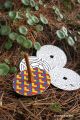 Quelle activite creative facile a faire a la maison comment occuper les enfant jeux toupie en bois jouet collection toupies