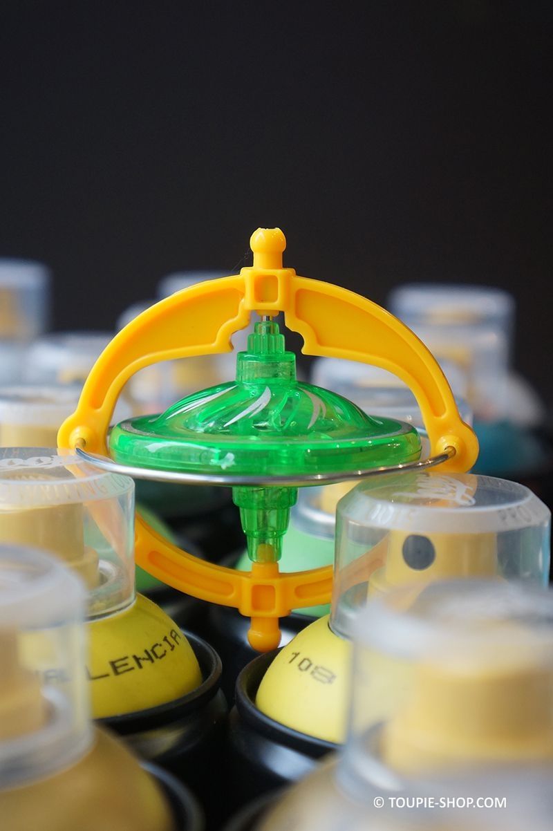 Toupie Lumineuse Clignotante - Gyroscope Jouet Avec Lumières Pour Enfants (Couleur Aléatoire) | Cadeau Amusant Et Éducatif