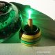 Vert toupie tippe top en bois se redresse en rotation jouet magique acheter cadeau original artisanal jeux enfant anniversaire