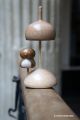 Jeux de toupie pingouin tourne danse manege en bois naturel piece unique cadeau noel fabrication francaise artisanale