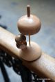 Comment tourne la toupie Manege du Pingouin jeux en bois acheter cadeau original fabrique en france