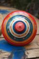 ancien jouet en metal fer blanc grande toupie vintage jeux retro achat cadeau enfant deco chambre collection Toupie Shop