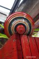 toupie vintage cirque jouet ancien en metal fer blanc poignee bois jeux retro achat cadeau enfant noel collection Toupie Shop
