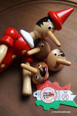 Collection histoire pinocchio toupie crayons pantin jouet en bois fabrique en italie jeux cadeaux enfants