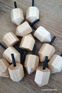  	Animation atelier creatif enfant creer dé a jouer 6 faces jeux de societe roles toupie en bois naturel cadeau personnalise