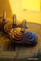 Tin Top toupies en metal spinning top jouet noel idee cadeau anniversaire enfant magasin jeux toupie shop nantes