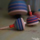 Toupies Mini Cloche Jeux de Collection Jouet en Bois Artisanal Cadeau Adulte Miniature Toupie Shop 
