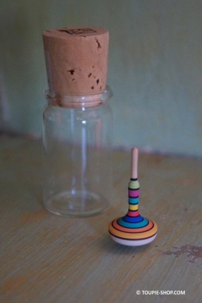 La Silhouette Mini Toupie en Bois dans Fiole en Verre Jeux Adulte Toupie Shop