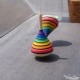  Rainbow Arc-en-Ciel Toupie Mini Jouet en Bois Artisanal Collection Jeux Toupie Shop Magasin Jouets Achat Cadeau Fabriqué Europe