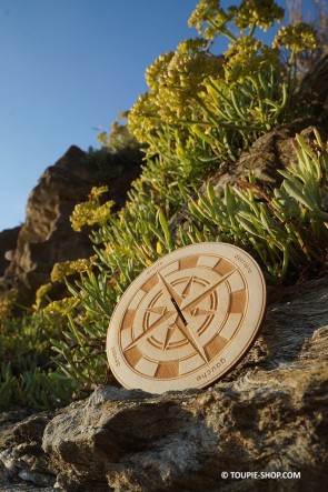 Boussole Sous-Bock en Bois Artisanal Jeux Toupie Shop Magasin de Jouet Nantes