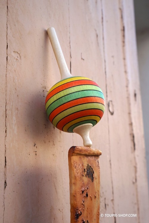  Maracas Jouet Toupie en Bois d'Erable Jeu Artisanal Fabriqué en Europe Cadeaux Jeux Fete des Peres Meres Collection Toupie Shop