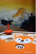 FOX Jeu en Bois Avec Plateau et Toupies pour Enfant