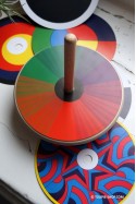 Jeux de Couleurs Grande Toupie en Bois Avec Cercles