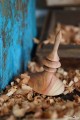 Jeux de Toupie Avec Odeur Essence de Bois Genevrier Cade Jouet Artisanal Fabriqué en France Toupie Shop Magasin Jouets Toupies