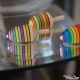 Toupies en bois coloré jouet artisanal aimant magnet original Toupie Shop magasin jouets acheter cadeau adulte jeux bureau