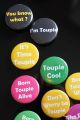 Badges en Metal Accessoires Jeux de Mots avec Toupie Citation Humour Rire Site Toupie Shop Magasin Jouet Achat Toupies