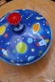Grande Toupie de l’Espace en Métal Jeux Lumineux Jouet Ancien Cadeau Anniversaire Enfant 1 an Collection Toupie Shop